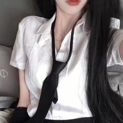 卖房子的女人